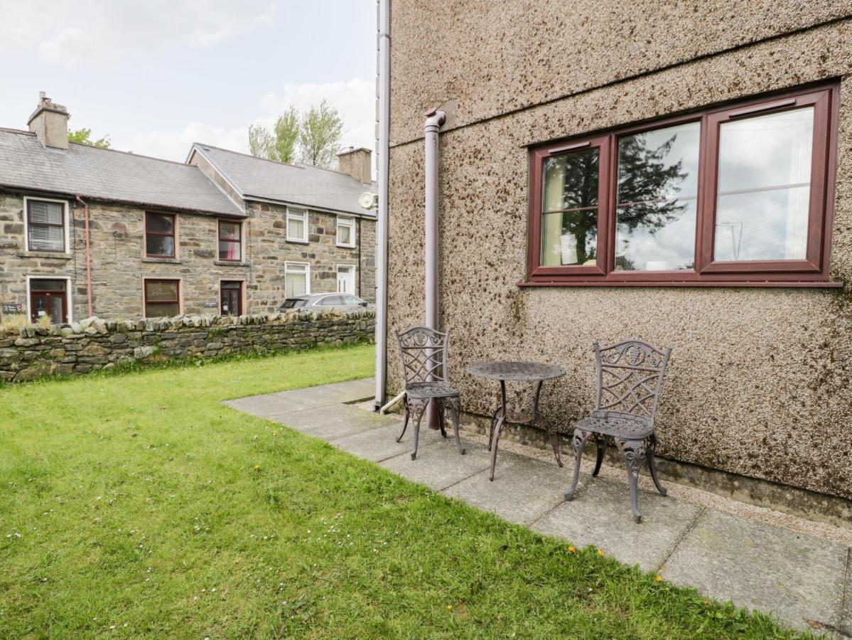 6 Stad Yr Ysgol Blaenau Ffestiniog Exterior photo